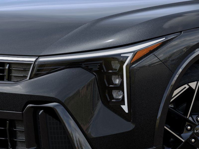 2025 Kia K4 GT-Line photo 9