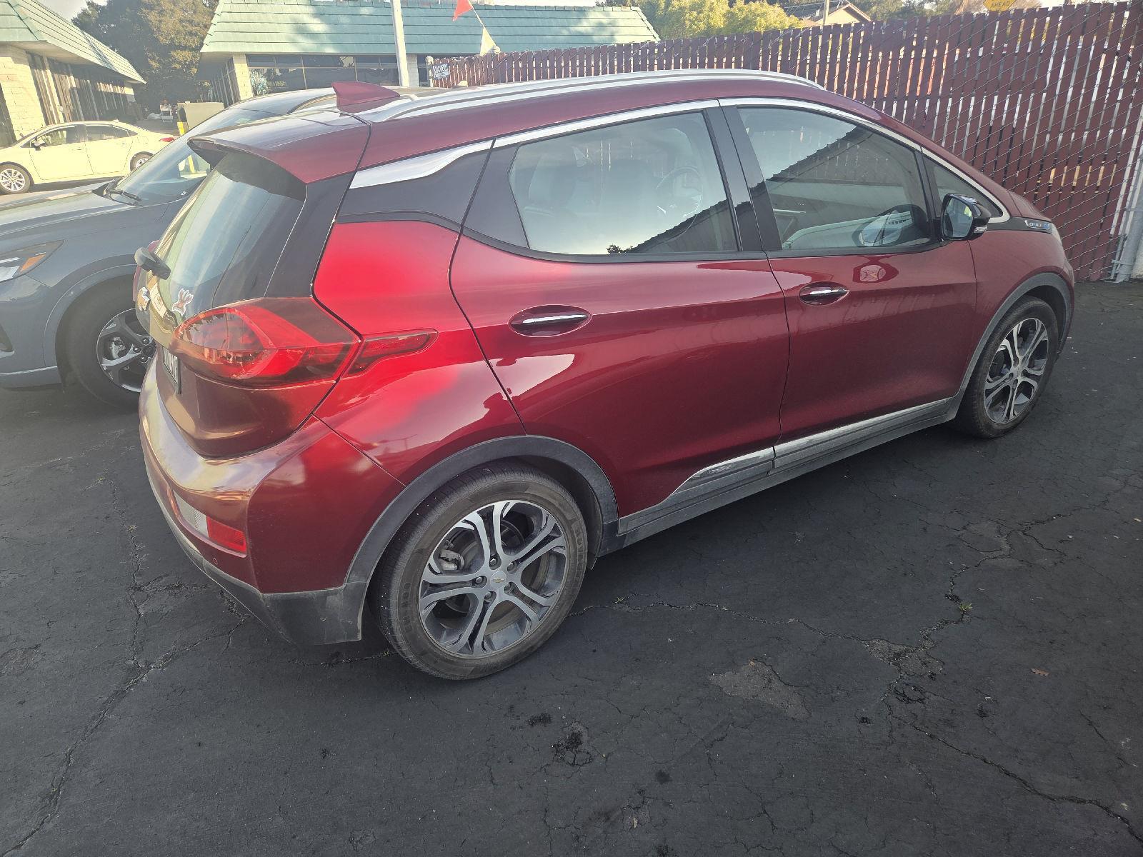 Used 2021 Chevrolet Bolt EV Premier with VIN 1G1FZ6S02M4107977 for sale in Santa Cruz, CA