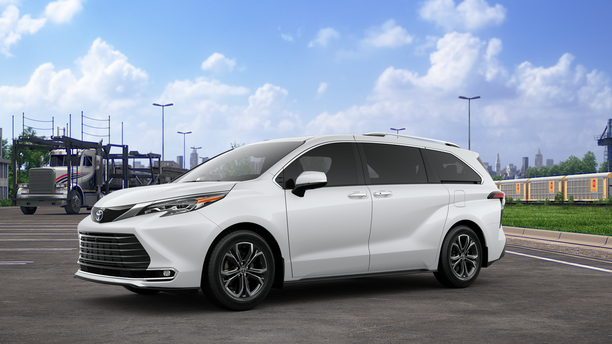 2025 Toyota Sienna Platinum photo 2