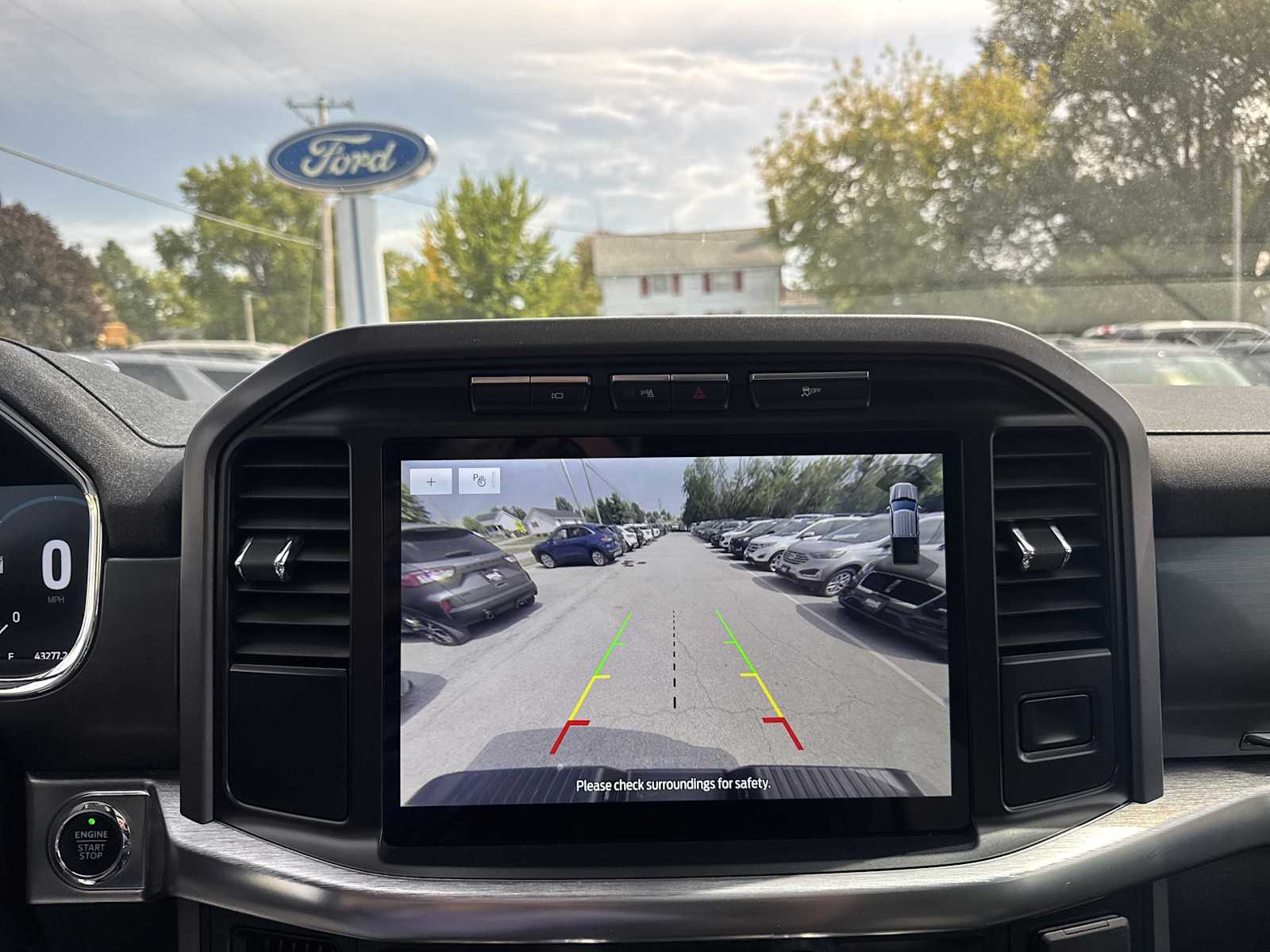 2022 Ford F-150 Lariat photo 34