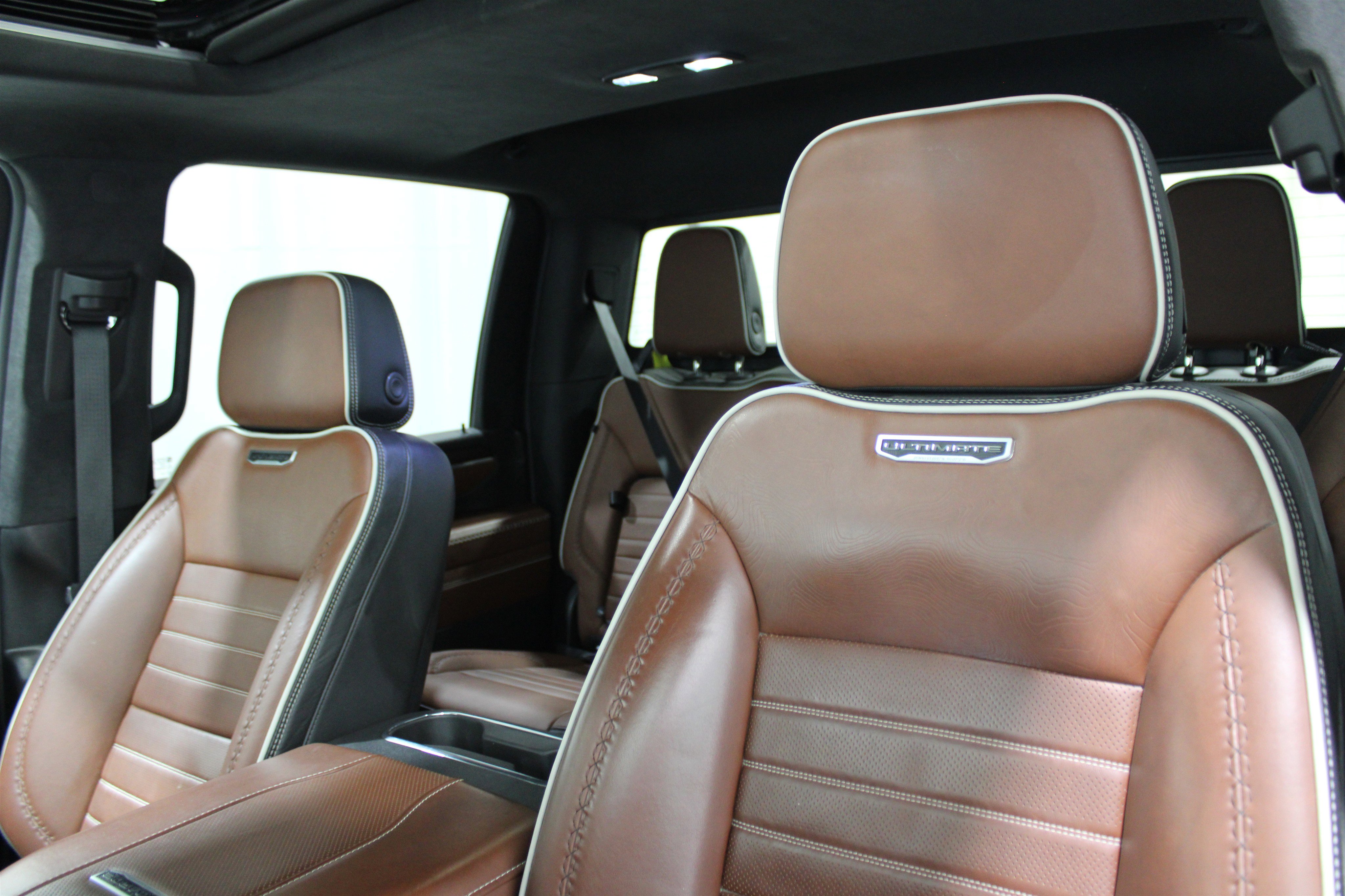 2024 Gmc Sierra 3500 HD Denali Ultimate photo 3