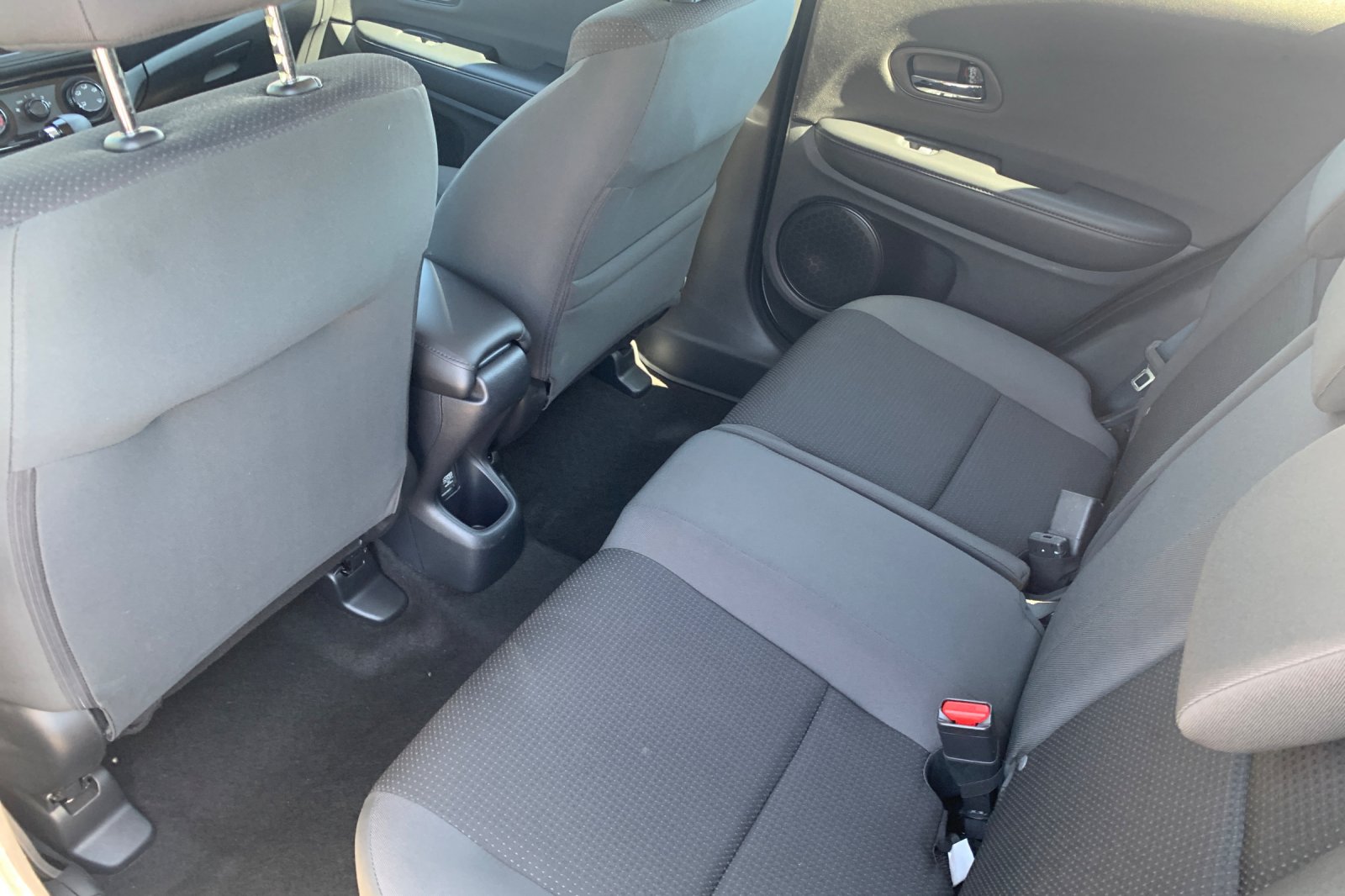 2020 Honda HR-V LX photo 13
