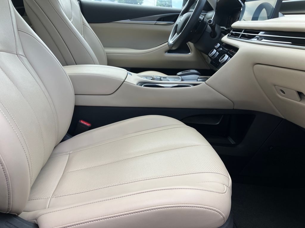 2022 Infiniti QX60 Luxe photo 37