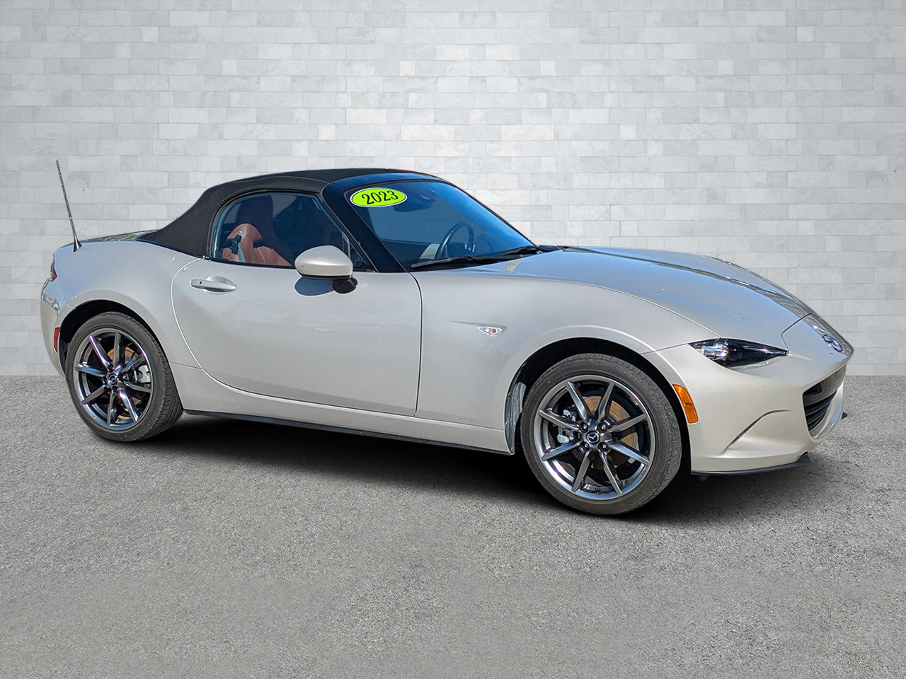 2023 Mazda MX-5 Miata Grand Touring's photo
