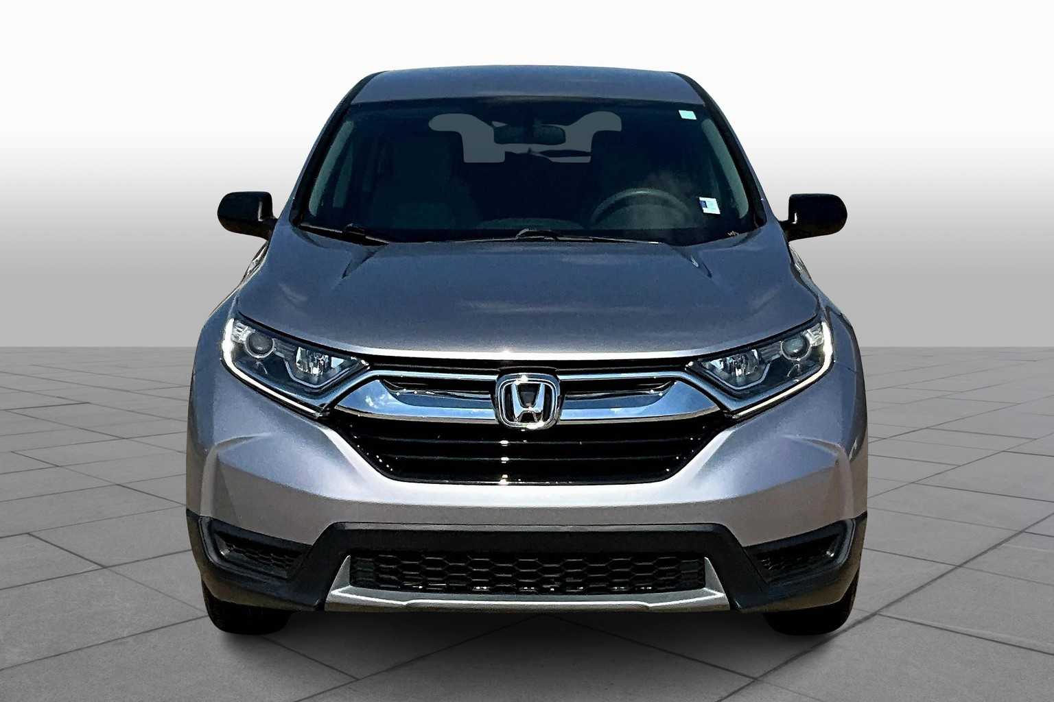2017 Honda CR-V LX photo 3