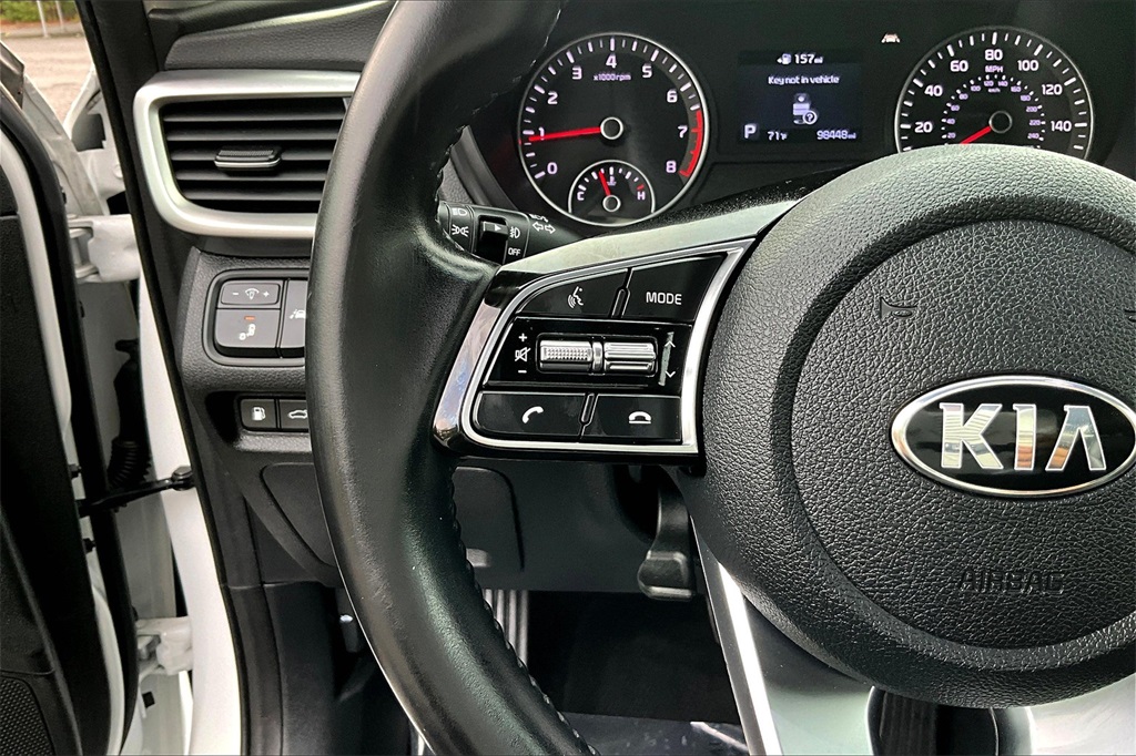 2019 Kia Optima S photo 10