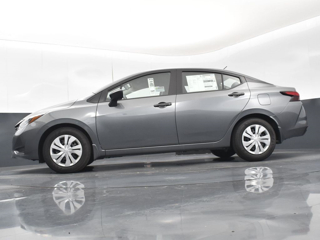 2025 Nissan Versa 1.6 S photo 32