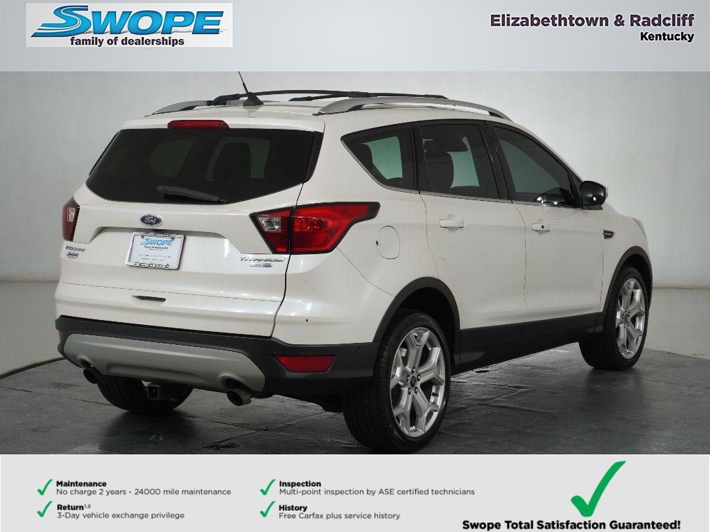 2019 Ford Escape Titanium photo 3