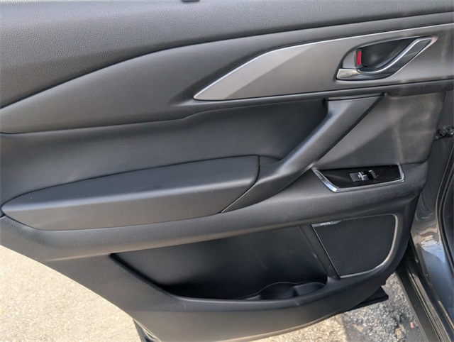 2022 Mazda CX-9 Touring photo 9