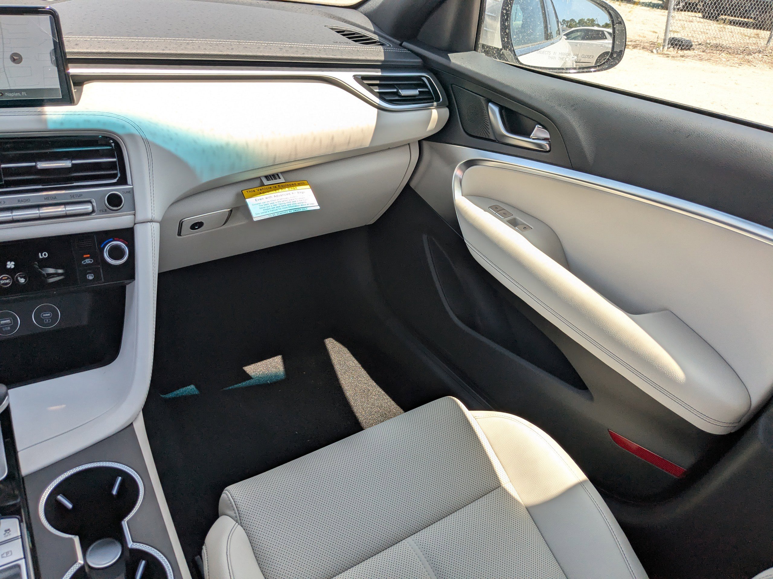 2025 Genesis G70 2.5T photo 12