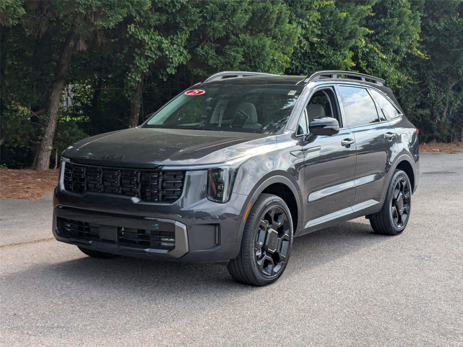 2025 Kia Sorento X-Line SX photo 2