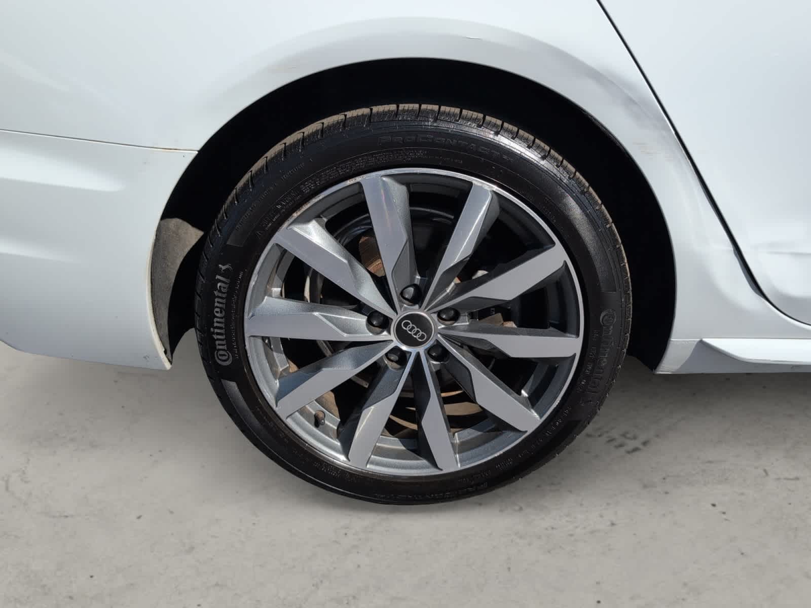 2023 Audi A4 Premium Plus 40 TFSI Quattro photo 9