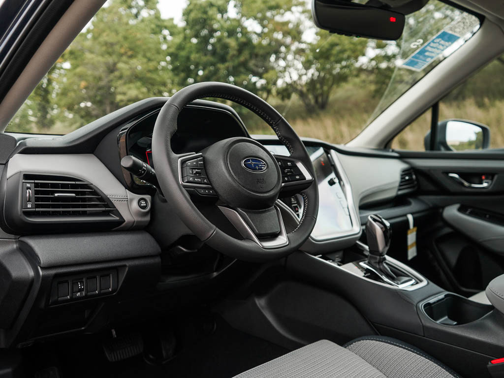 2025 Subaru Outback Premium photo 17