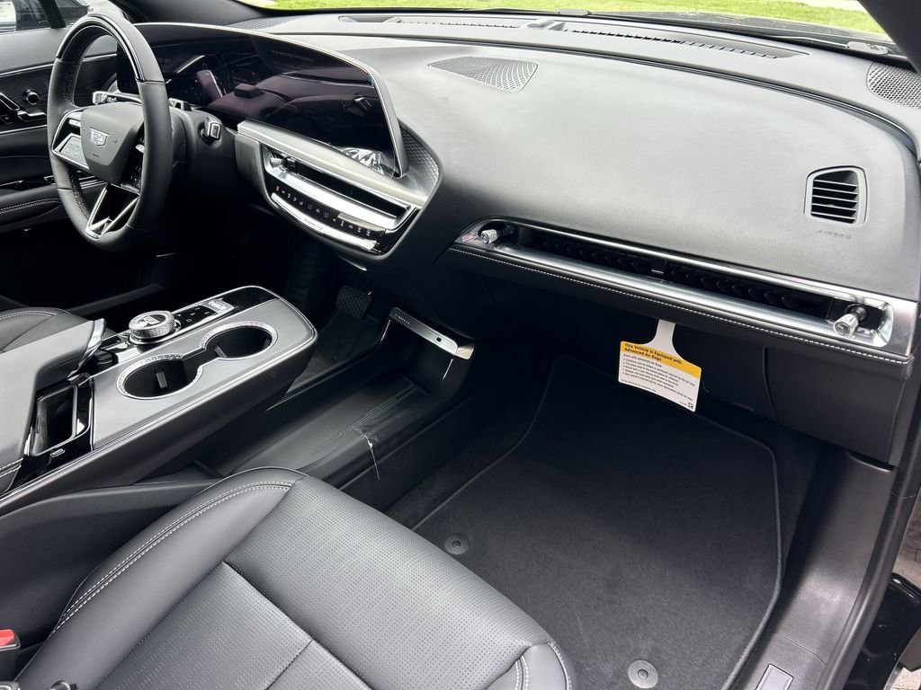 2026 Cadillac Lyriq Sport photo 11