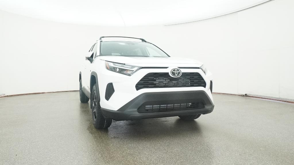 2025 Toyota RAV4 XLE photo 14