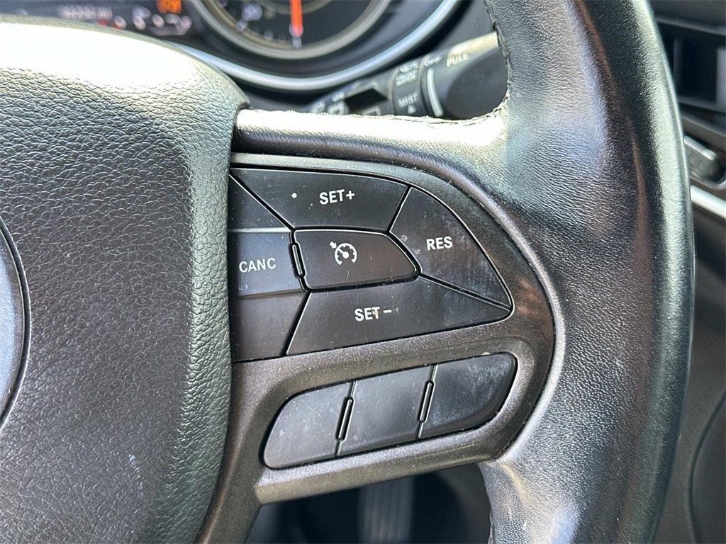 2019 Jeep Cherokee Trailhawk photo 22