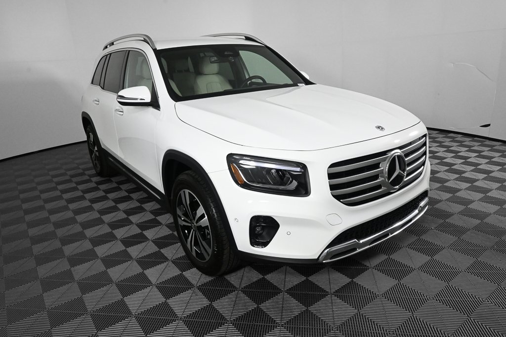 2025 Mercedes Benz GLB 250 photo 19
