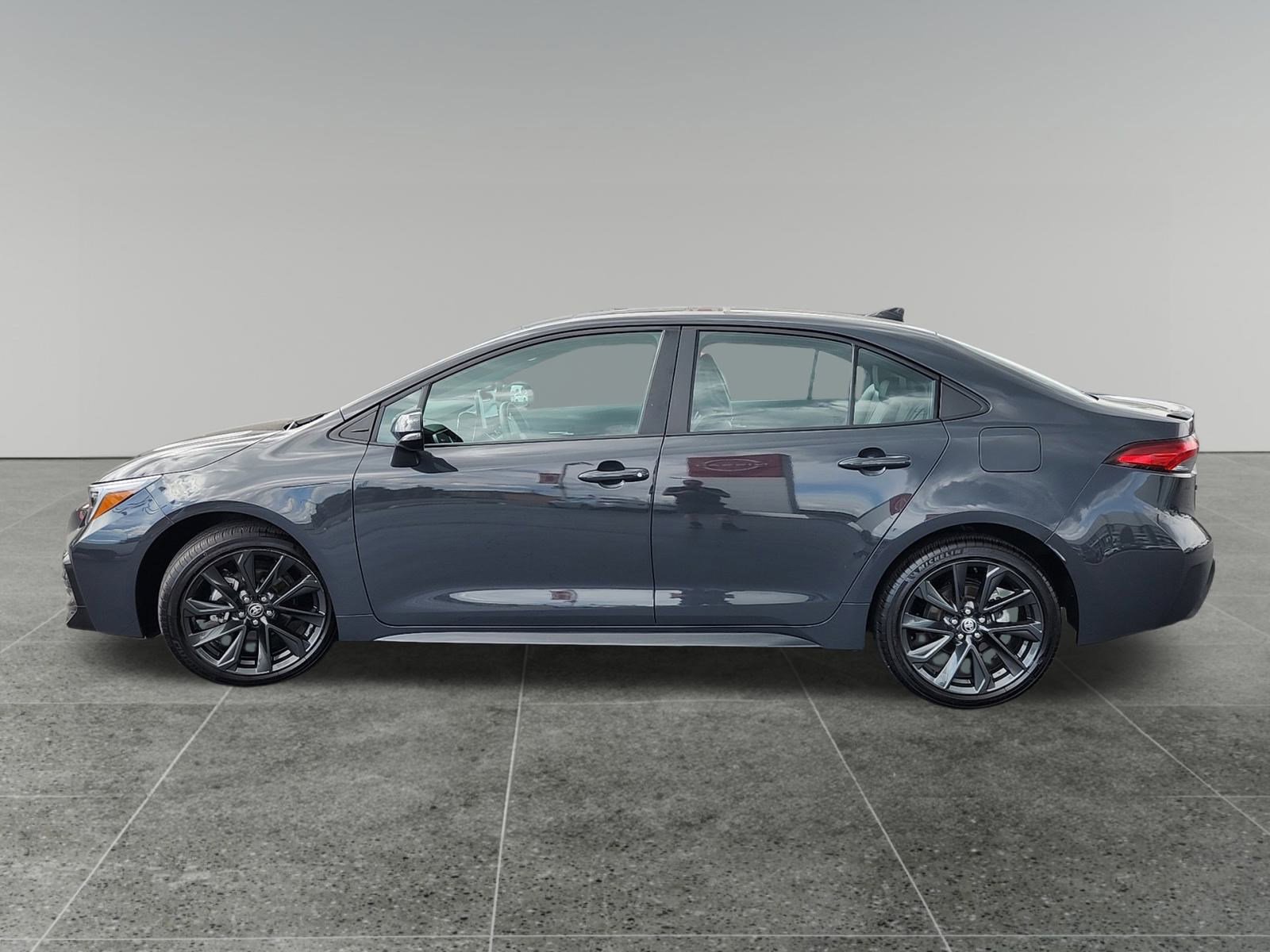 2025 Toyota Corolla XSE photo 4