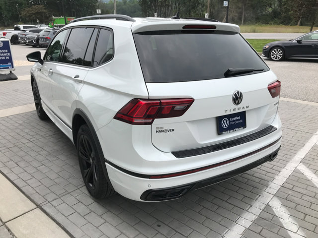2023 Volkswagen Tiguan SE R-Line Black photo 4