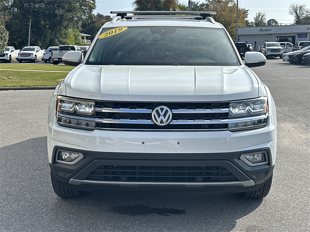 2019 Volkswagen Atlas SEL photo 3