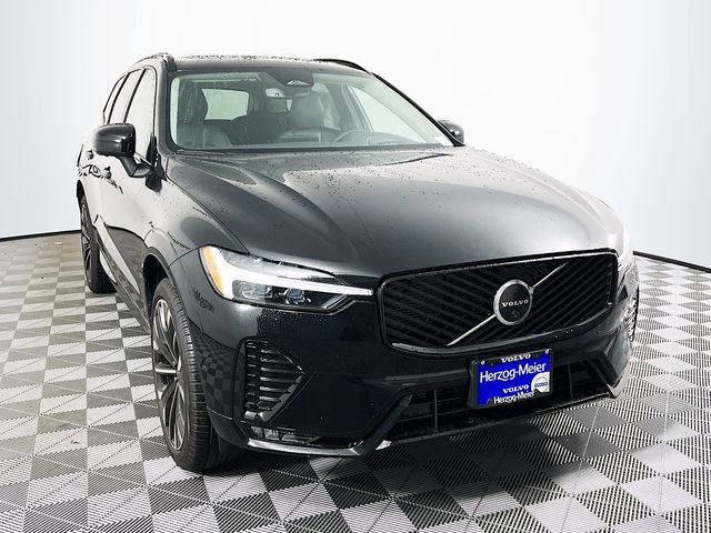 2026 Volvo XC60 Ultra's photo