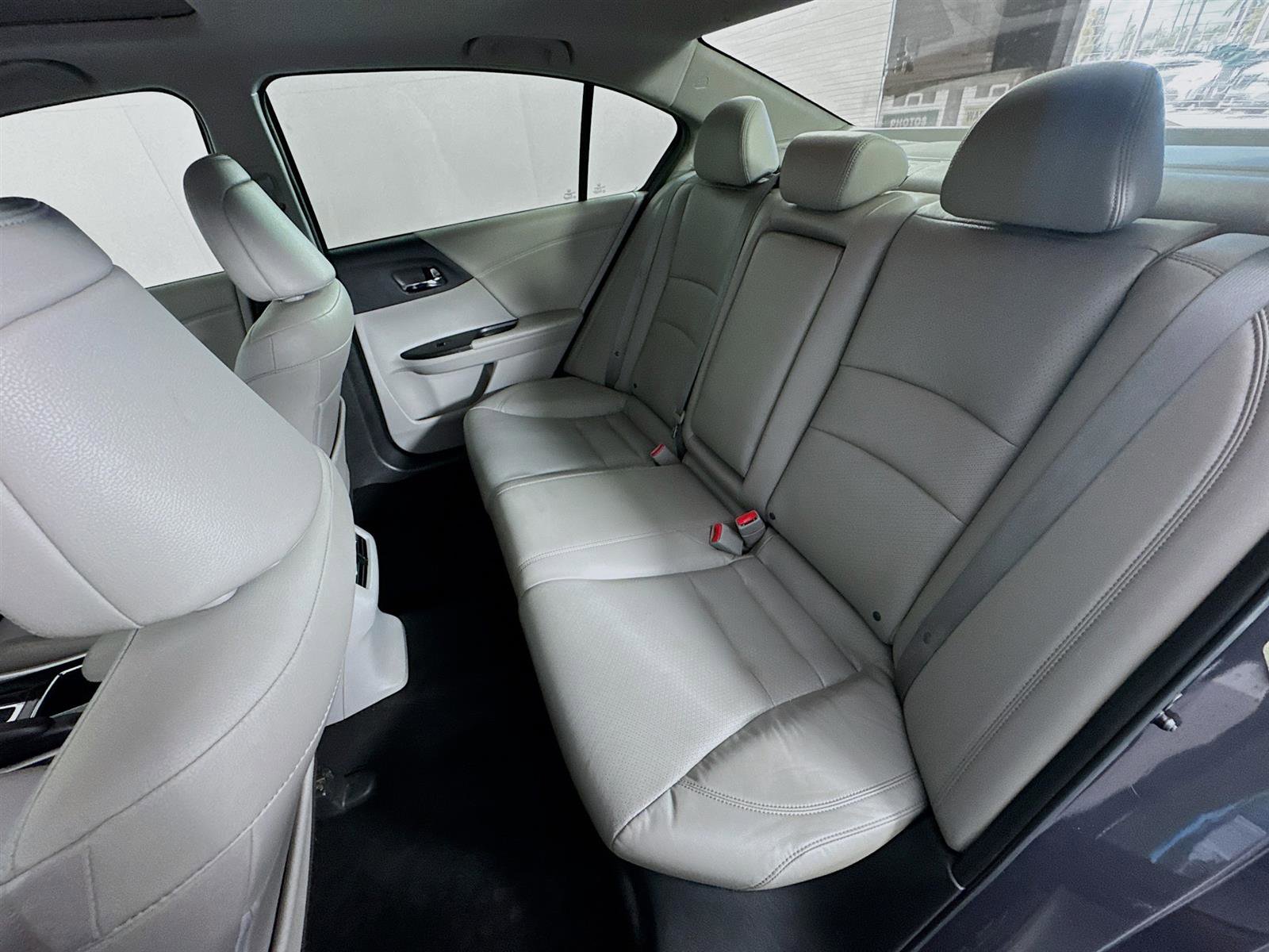 2016 Honda Accord EX-L photo 20