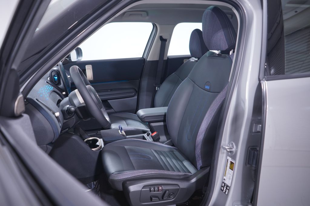 2025 Mini Cooper Base photo 7