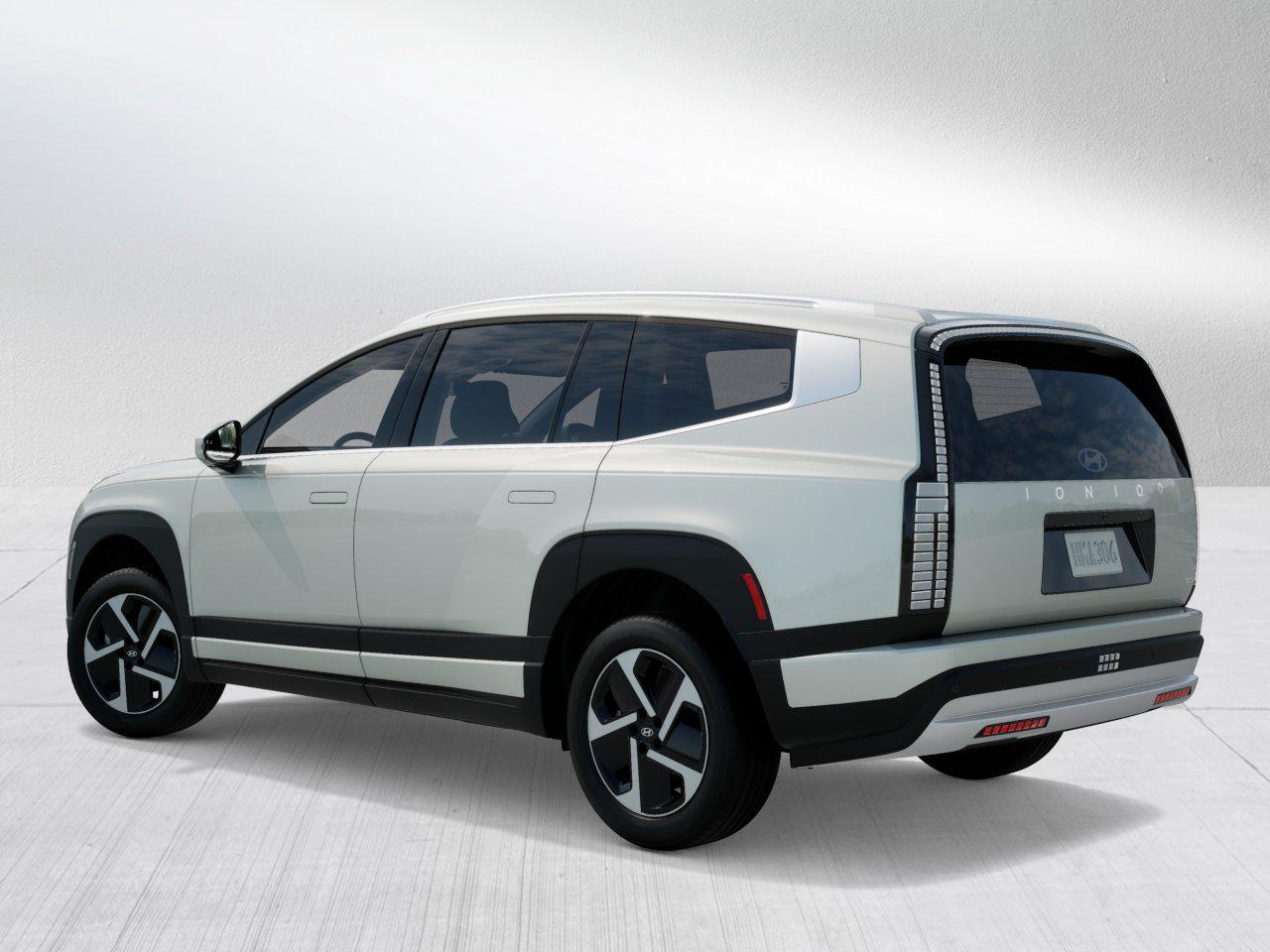 2026 Hyundai Ioniq SE photo 3