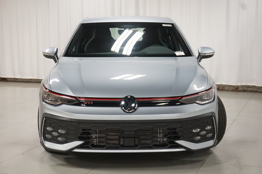 2026 Volkswagen Golf GTI S photo 3