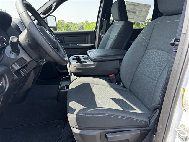2025 Ram 2500 Tradesman photo 14