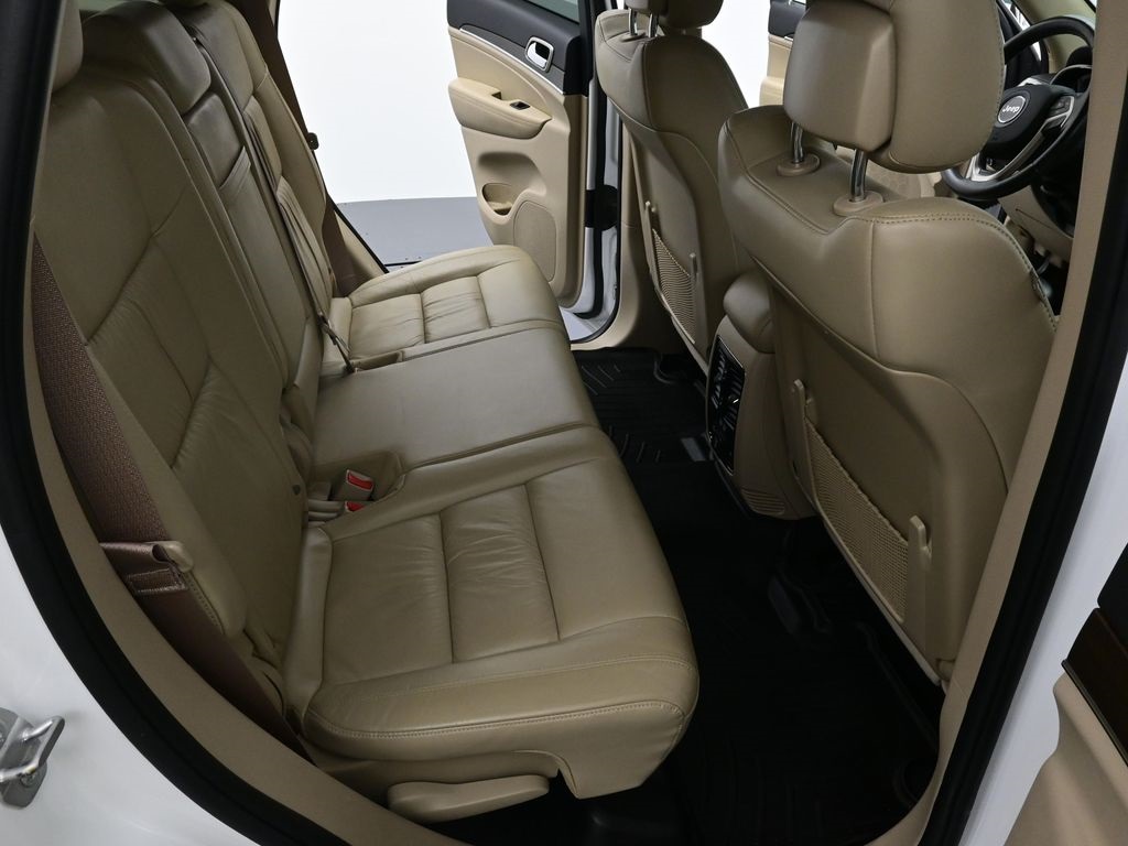 2015 Jeep Grand Cherokee Limited photo 28