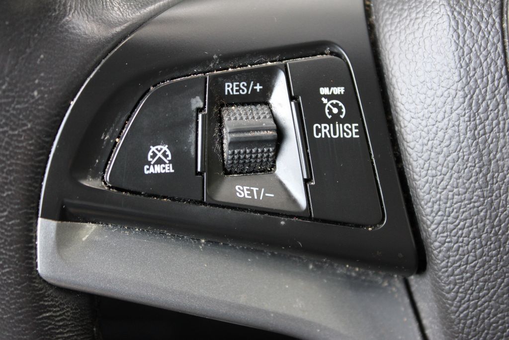 2022 Chevrolet Trax LT photo 27
