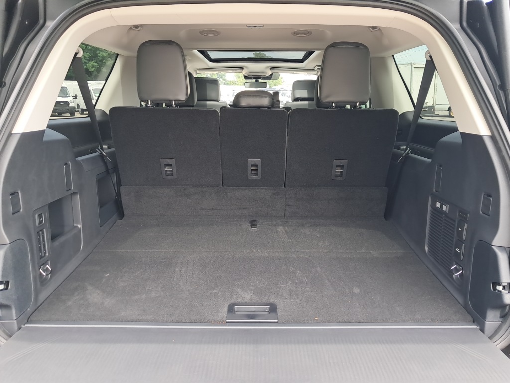 2025 Ford Expedition MAX photo 24