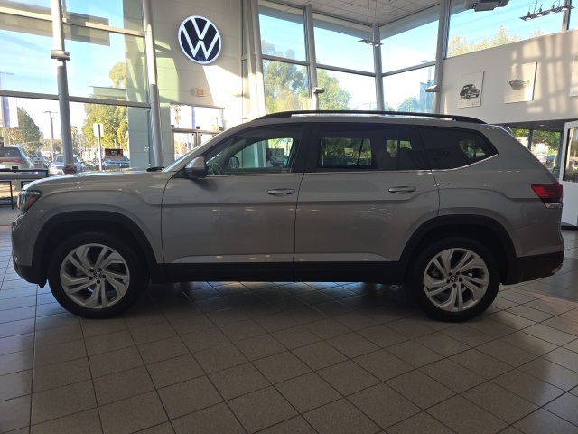 2023 Volkswagen Atlas V6 SE Technology photo 3