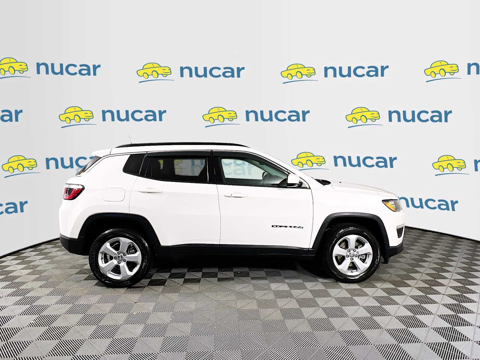 2019 Jeep Compass Latitude photo 4