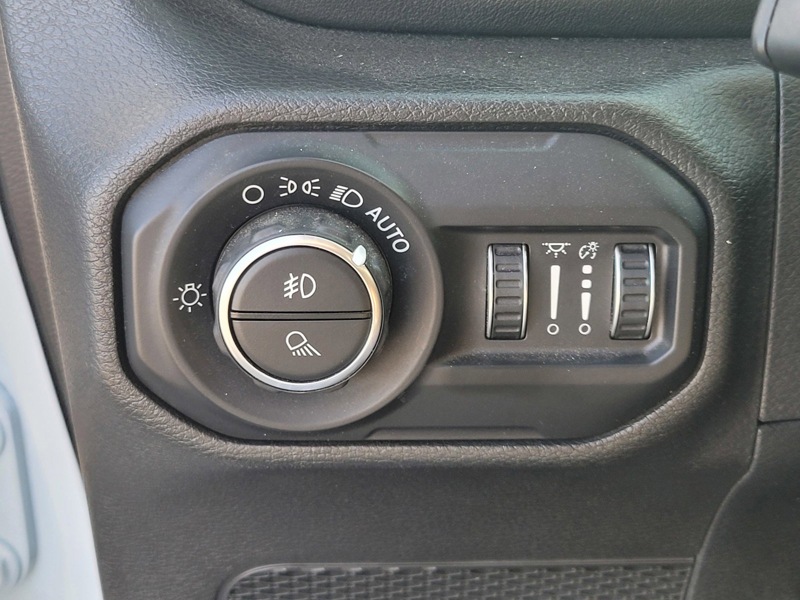 2020 Jeep Gladiator Overland photo 22