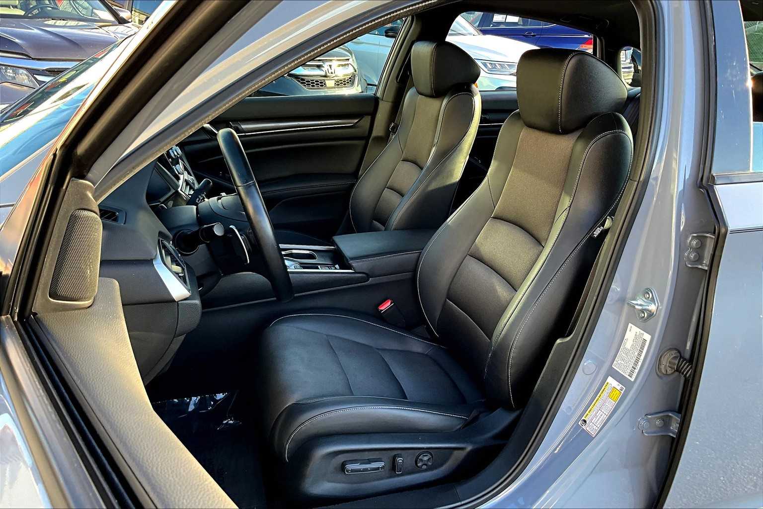 2022 Honda Accord Sport photo 7