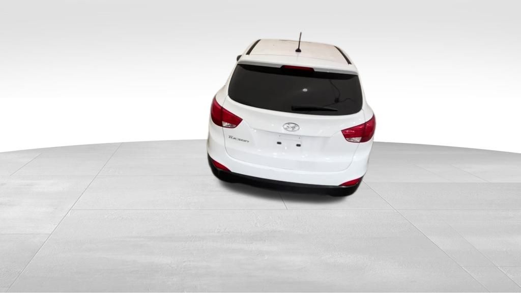 2015 Hyundai Tucson GLS photo 2