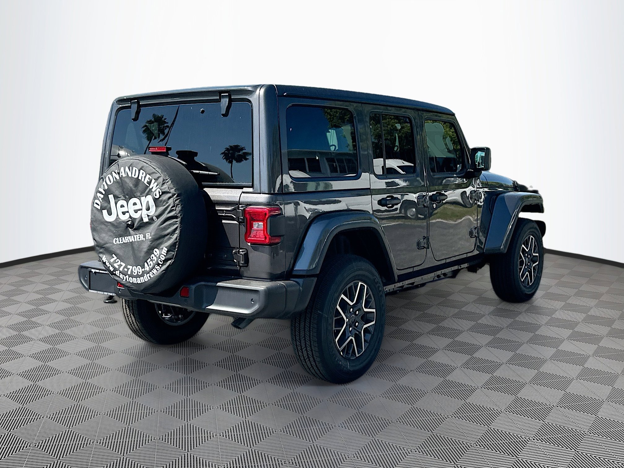 2025 Jeep Wrangler Sahara photo 3