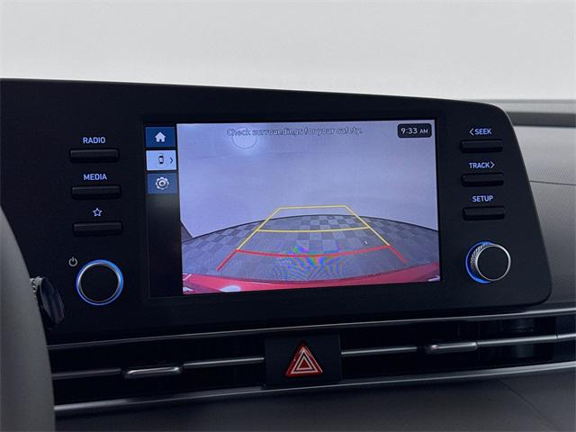 2025 Hyundai Elantra SEL Sport photo 18