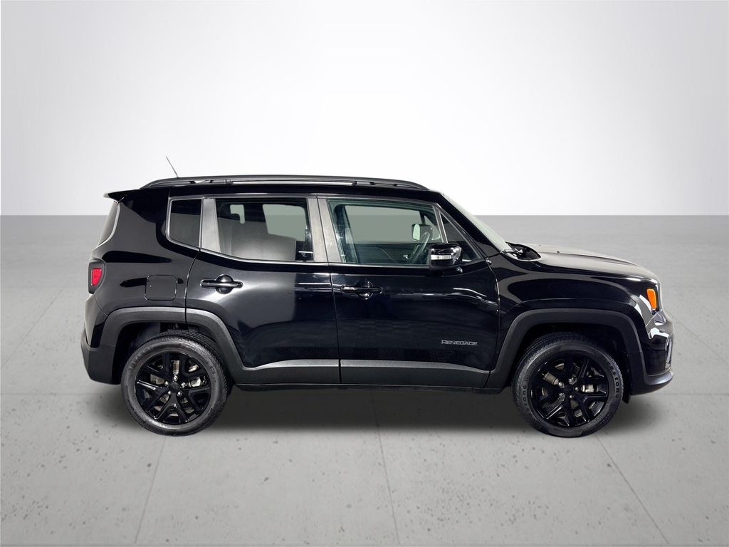 2022 Jeep Renegade Altitude photo 4