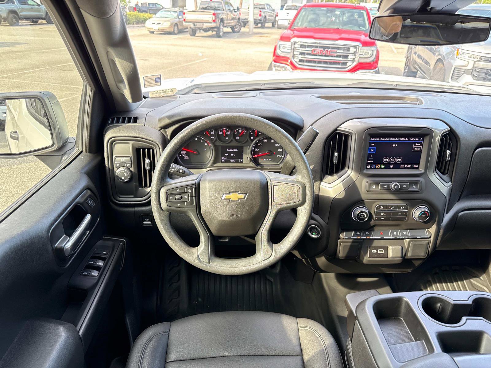 2025 Chevrolet Silverado 1500 photo 13
