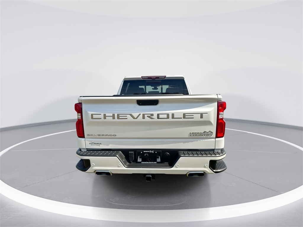 2022 Chevrolet Silverado 1500 High Country photo 7
