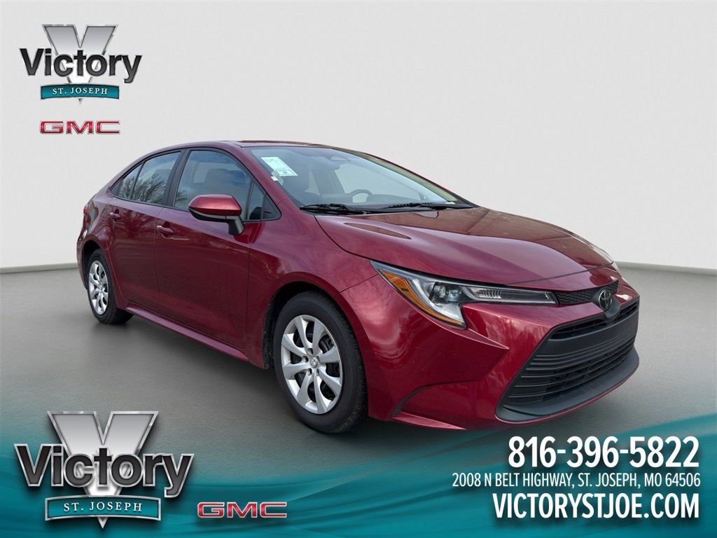 2023 Toyota Corolla LE's photo