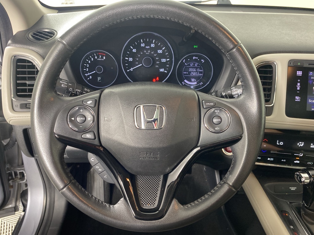 2018 Honda HR-V EX-L photo 2