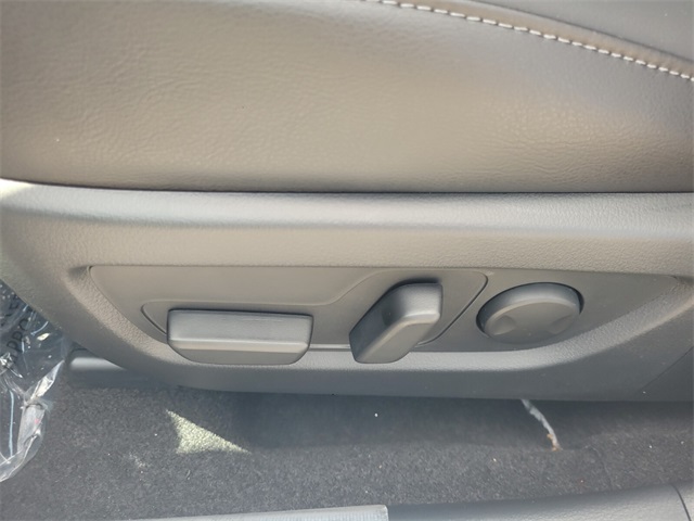 2025 Mazda CX-50 Premium Plus photo 4