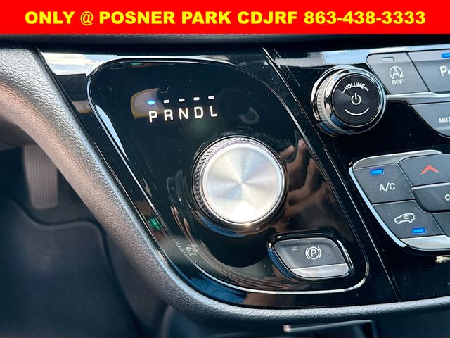 2026 Chrysler Voyager LX photo 16