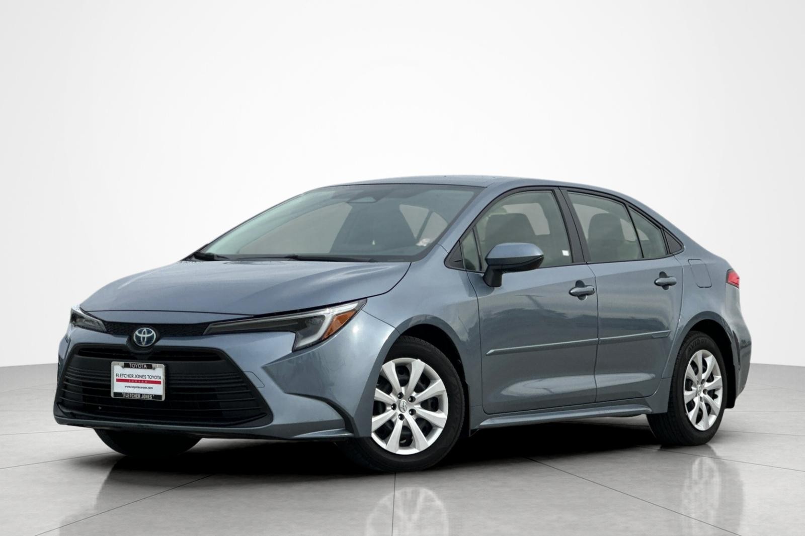 2023 Toyota Corolla LE's photo
