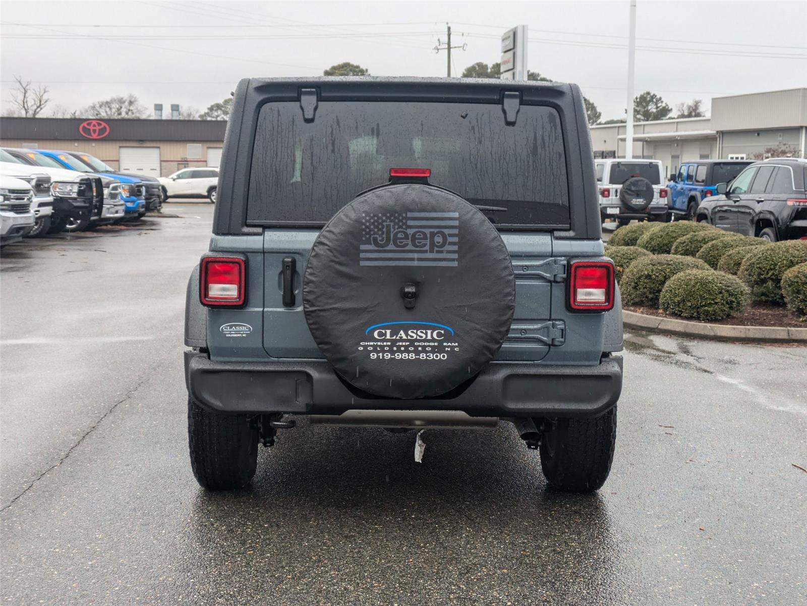 2025 Jeep Wrangler Sport S photo 4