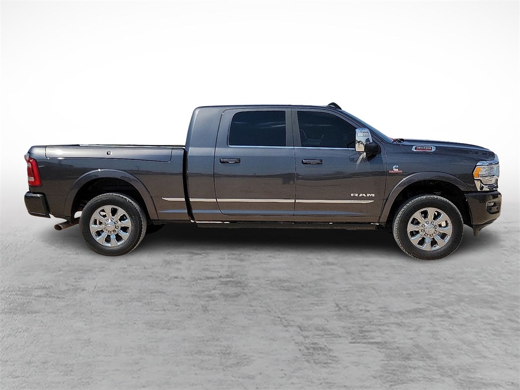 2024 Ram 3500 Limited photo 9
